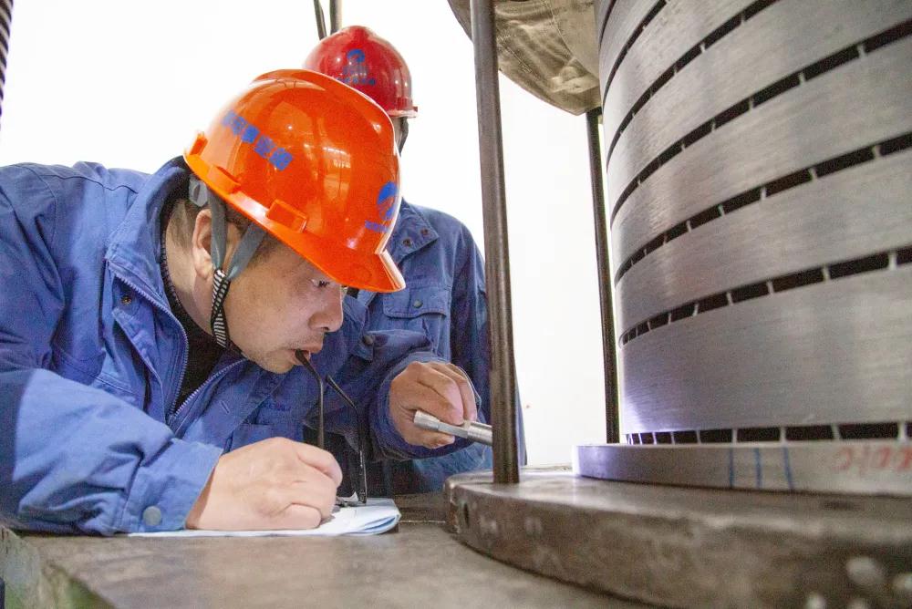 电机事业部党委 学思践悟 推动党史学习教育见行见效3.jpg 电机事业部党委 学思践悟 推动党史学习教育见行见效3.jpg